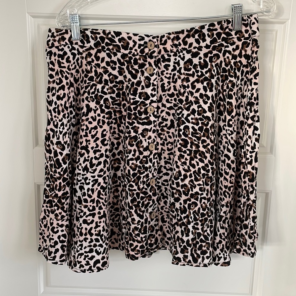Maurices Blush Leopard Print Skater Skirt L Large